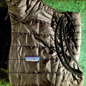 Patagonia down vest NWOT